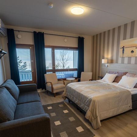 Hotel Lokkilinna カラヨキ エクステリア 写真