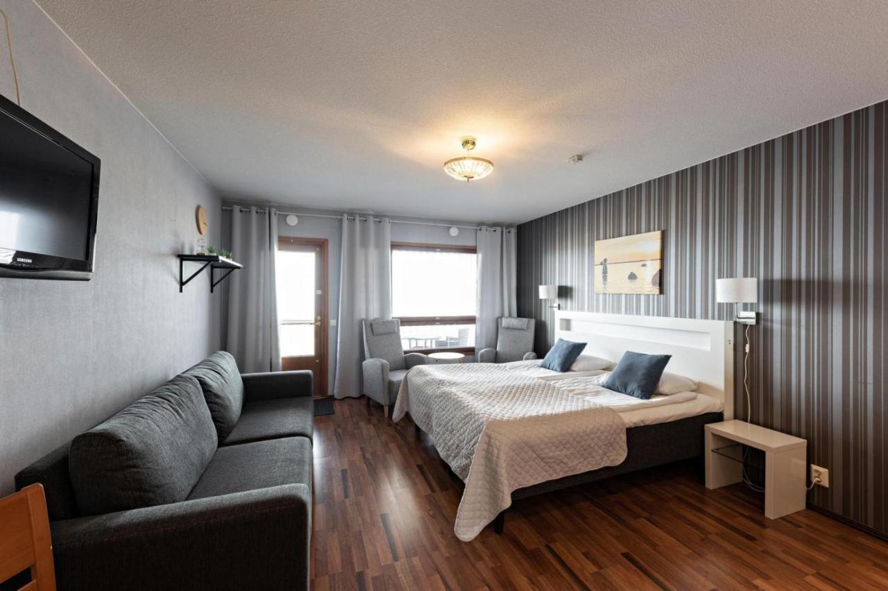 Hotel Lokkilinna カラヨキ エクステリア 写真